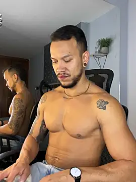 ARON TAYLER01 online show from 01-11-25, 12:40