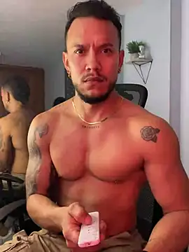 ARON TAYLER01 online show from 02-09-25, 04:18