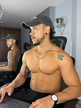 ARON TAYLER01 online show from 03-14-25, 12:40