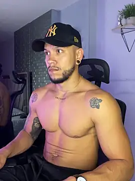 ARON TAYLER01 online show from 09-18-25, 10:28