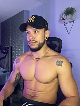 ARON TAYLER01 online show from 10-28-25, 10:30