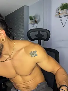 ARON TAYLER01 online show from 11-15-25, 10:23