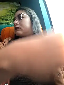 Snapshot of Oryk___ chatting on 12-13-24, 04:05 Oryk online show from 12-13-24, 04:05