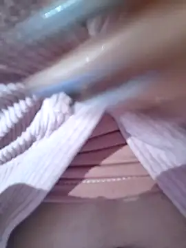 Snapshot of Oryk___ chatting on 12-21-24, 08:21 Oryk online show from 12-21-24, 08:21