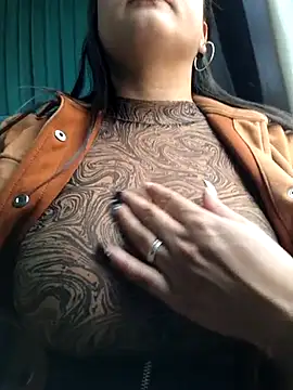 Snapshot of Oryk___ chatting on 03-05-25, 04:02 Oryk online show from 03-05-25, 04:02