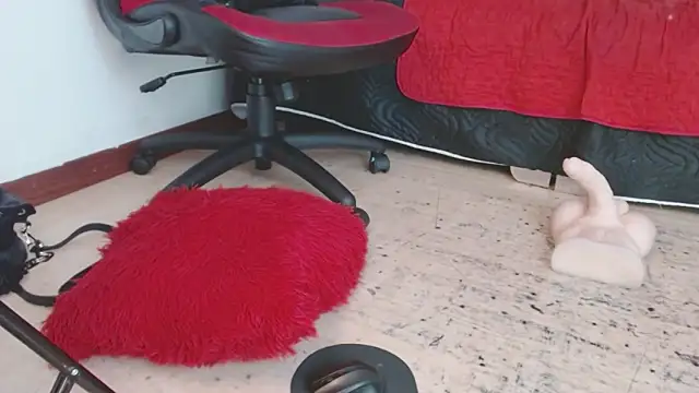 Snapshot of misslombana chatting on 02-22-25, 04:51 misslombana online show from 02-22-25, 04:51