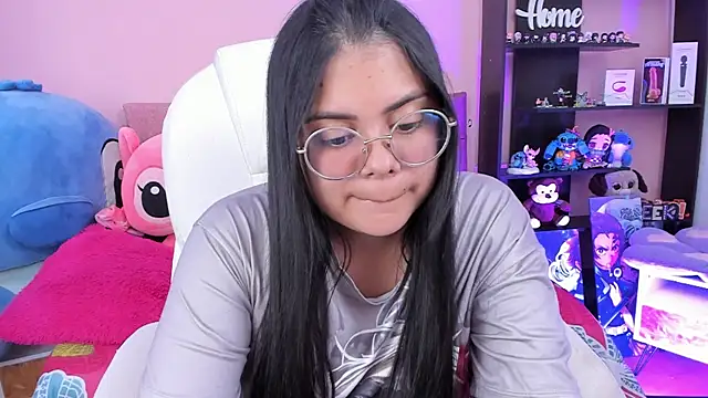 esmeralda112 online show from 04-21-26, 08:55