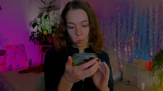 poli   online show from 12-20-24, 09:17