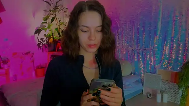 poli   online show from 01-01-25, 11:18