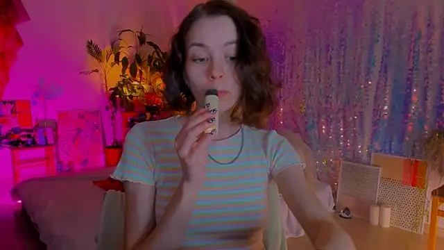 poli   online show from 03-18-25, 07:53