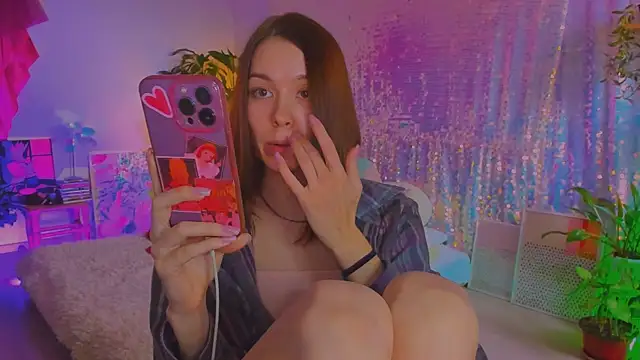 poli   online show from 04-15-26, 04:14