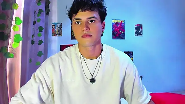 Snapshot of Nekoboy01 chatting on 12-09-24, 06:35 Nekoboy01 online show from 12-09-24, 06:35