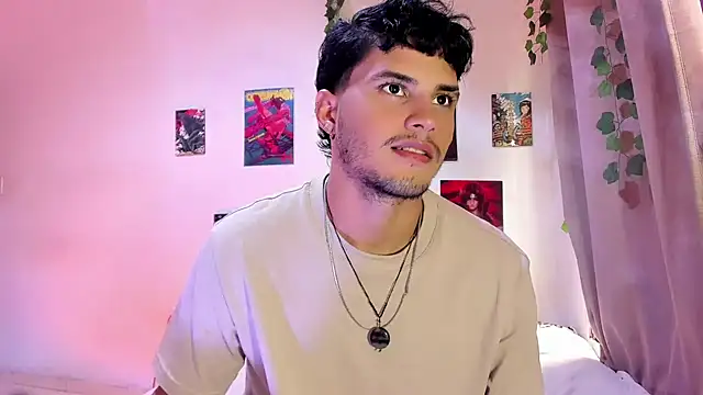 Snapshot of Nekoboy01 chatting on 12-27-24, 06:53 Nekoboy01 online show from 12-27-24, 06:53