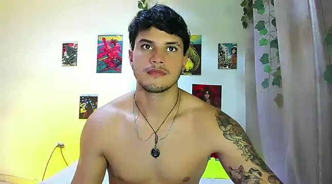 Snapshot of Nekoboy01 chatting on 01-07-25, 10:08 Nekoboy01 online show from 01-07-25, 10:08