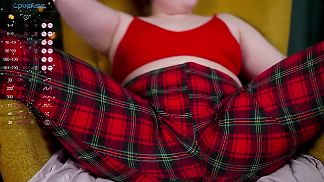 Snapshot of R-U-B-Y chatting on 12-04-24, 07:12 R-U-B-Y online show from 12-04-24, 07:12