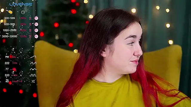 Snapshot of R-U-B-Y chatting on 01-06-25, 04:02 R-U-B-Y online show from 01-06-25, 04:02