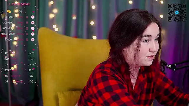 Snapshot of R-U-B-Y chatting on 01-21-25, 08:00 R-U-B-Y online show from 01-21-25, 08:00