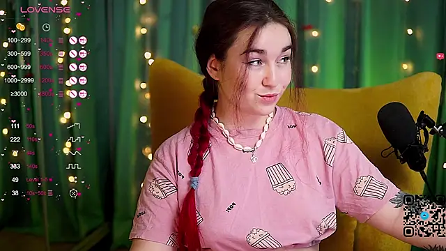 Snapshot of R-U-B-Y chatting on 01-29-25, 05:02 R-U-B-Y online show from 01-29-25, 05:02