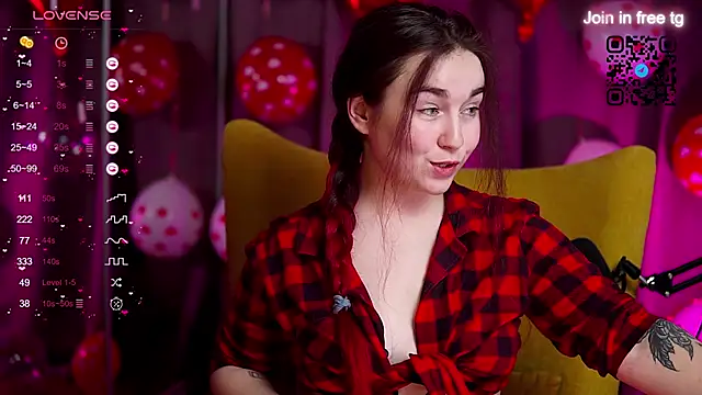 Snapshot of R-U-B-Y chatting on 02-18-25, 05:10 R-U-B-Y online show from 02-18-25, 05:10