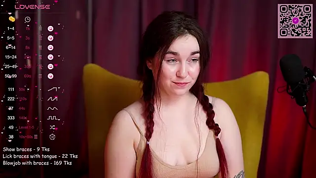 Snapshot of R-U-B-Y chatting on 03-05-25, 05:29 R-U-B-Y online show from 03-05-25, 05:29