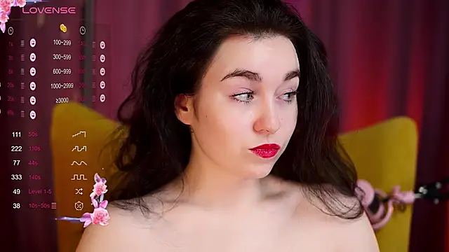 Snapshot of R-U-B-Y chatting on 09-17-25, 09:00 R-U-B-Y online show from 09-17-25, 09:00