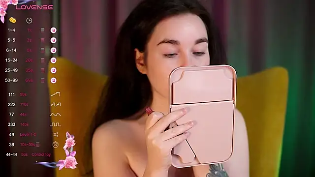 Snapshot of R-U-B-Y chatting on 10-10-25, 12:59 R-U-B-Y online show from 10-10-25, 12:59