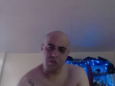 Snapshot of alphaswitchard chatting on 01-23-25, 01:45 alphaswitchard online show from 01-23-25, 01:45