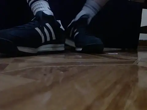 Snapshot of alphaswitchard chatting on 04-04-26, 12:42 alphaswitchard online show from 04-04-26, 12:42