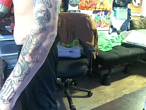 CloudDadddyyy420 online show from 01-31-25, 02:49