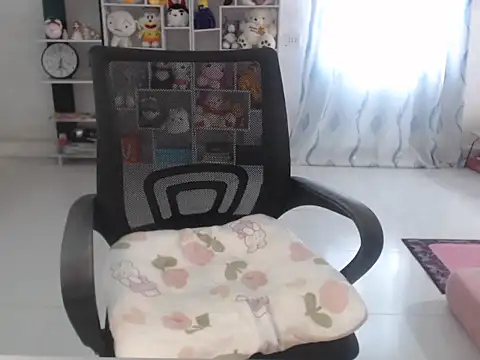 TinyGirls online show from 09-19-25, 03:08