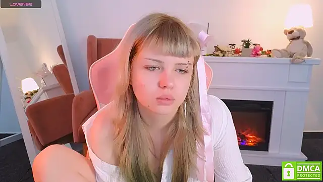 Grace and  Jacob online show from 09-27-25, 07:35