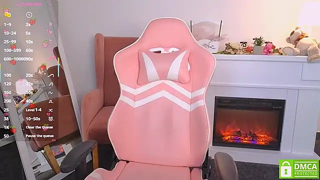 Grace and  Jacob online show from 10-02-25, 06:53