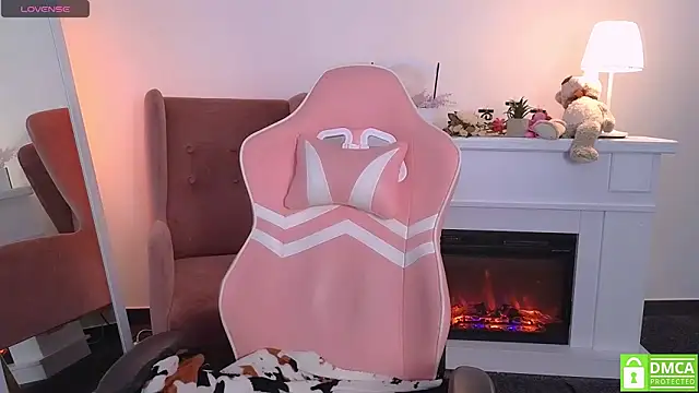 Grace and  Jacob online show from 10-06-25, 10:56