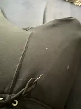 SweetBoy32 online show from 04-13-26, 11:16