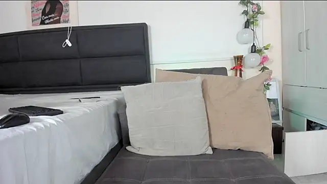 ximtia xs online show from 02-01-25, 09:32