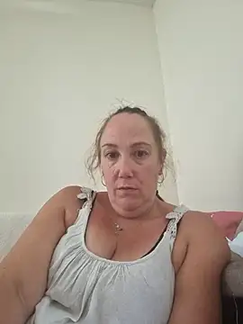 Wisie Cutie online show from 09-09-25, 03:22