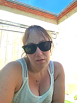 Wisie Cutie online show from 04-25-26, 11:02