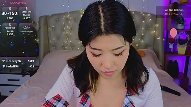 Snapshot of Wendy__Hills chatting on 12-16-24, 03:54 Wendy Hills online show from 12-16-24, 03:54