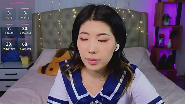 Snapshot of Wendy__Hills chatting on 01-18-25, 06:21 Wendy Hills online show from 01-18-25, 06:21