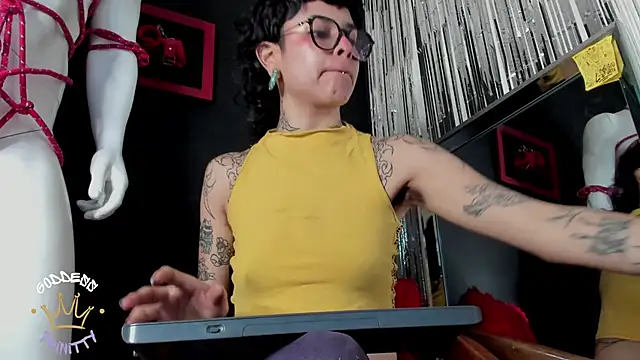 trinitty online show from 09-12-25, 01:44