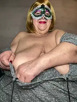 mariannecox online show from 12-18-24, 08:36