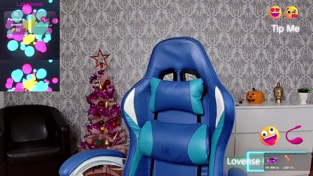 Snapshot of AnnaAnn chatting on 02-04-25, 07:11 AnnaAnn online show from 02-04-25, 07:11