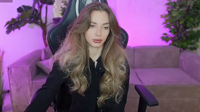 Kisasolo online show from 03-16-25, 07:38