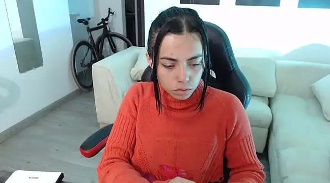 i am nina  online show from 12-27-24, 05:09