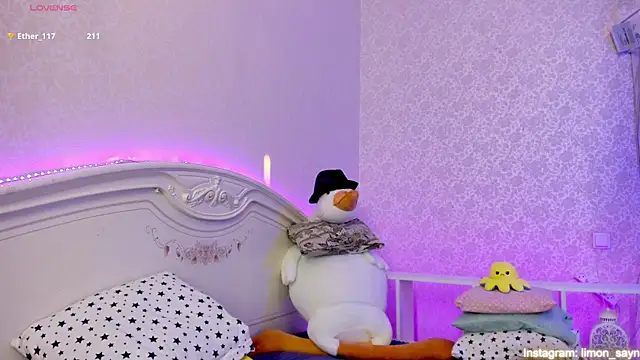 LillyMoure  online show from 02-18-25, 03:10