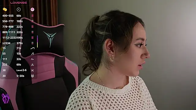 Fiona-Love online show from 10-18-25, 03:24