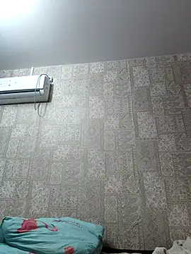 EffectFiona online show from 11-15-25, 03:04