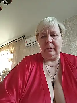 EffectFiona online show from 04-19-26, 01:05