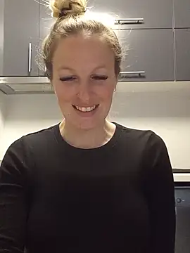 MaviePearl online show from 02-03-25, 08:46