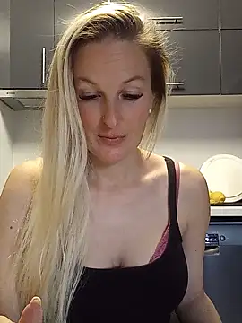 MaviePearl online show from 03-19-25, 08:34